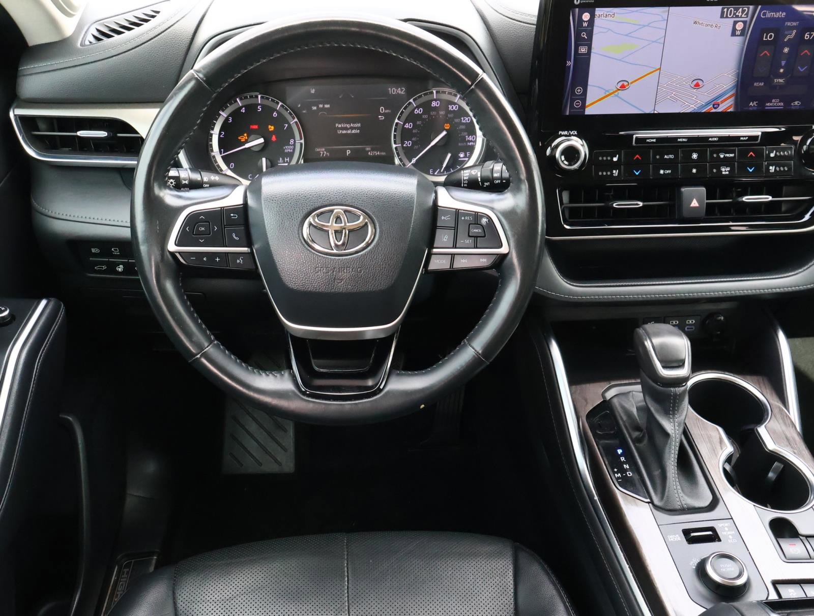 Used 2022 Toyota Highlander Limited image 9