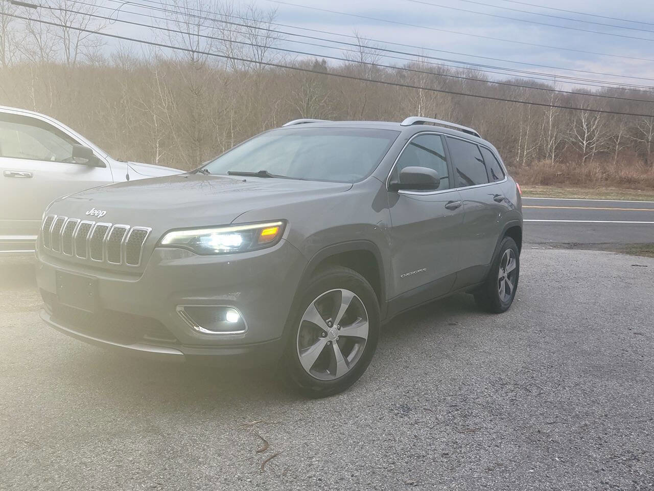 Used 2020 Jeep Cherokee Limited image 6
