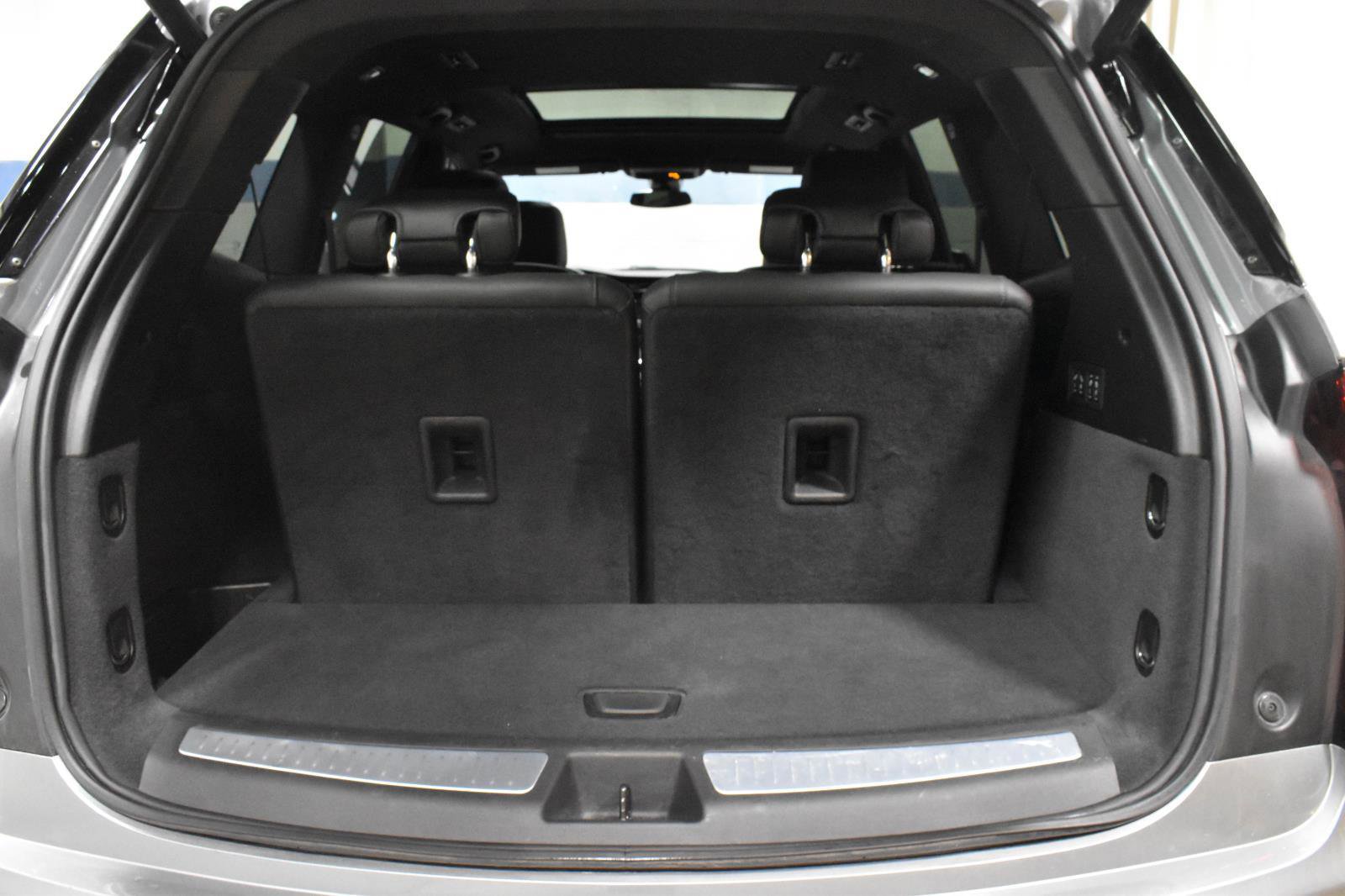 Certified 2025 Cadillac XT6 Premium Luxury image 29