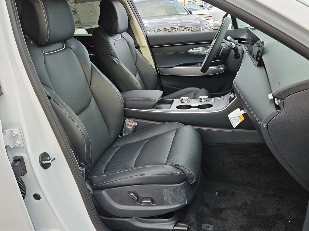 New 2026 Genesis GV70 2.5T Select AWD/4WD image 14