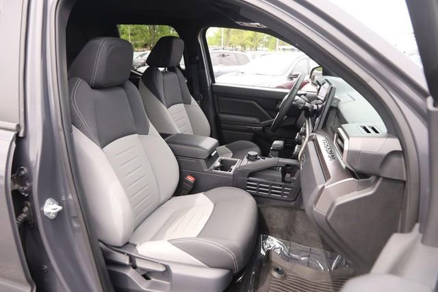 Used 2024 Toyota Tacoma TRD Sport AWD/4WD image 26