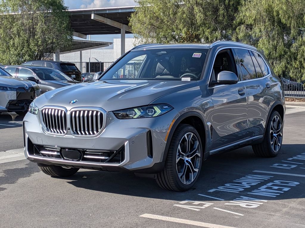 New 2026 BMW X5 sDrive40i RWD image 2
