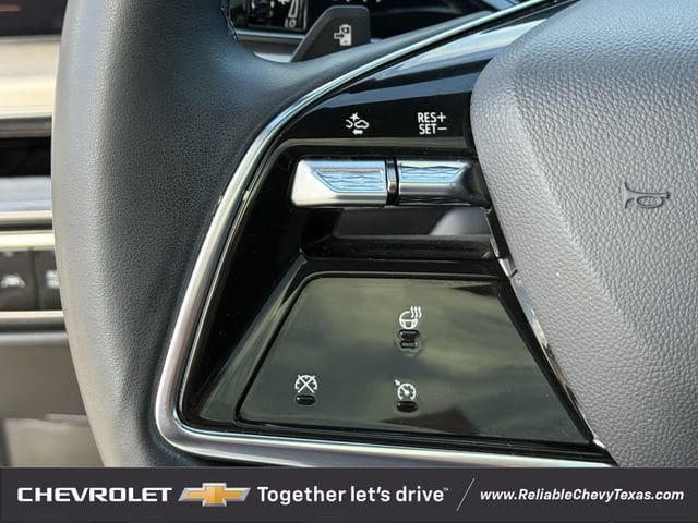 Used 2024 Cadillac Lyriq Luxury RWD image 14