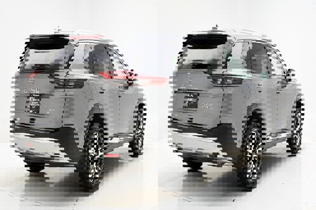 Used 2023 Nissan Rogue Platinum w/ Platinum Premium Package image 9