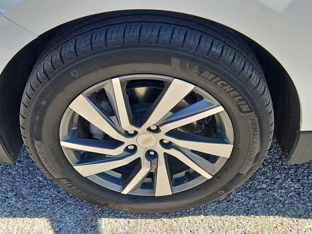 Used 2022 Chevrolet Equinox Premier FWD image 13