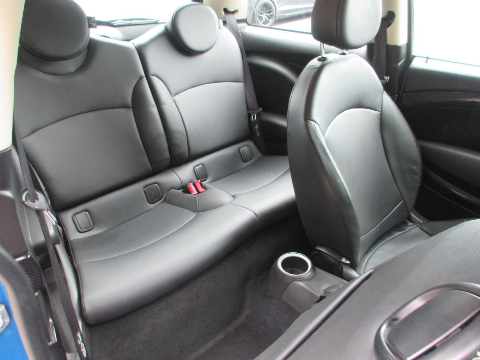 Used 2011 MINI Cooper S FWD image 19