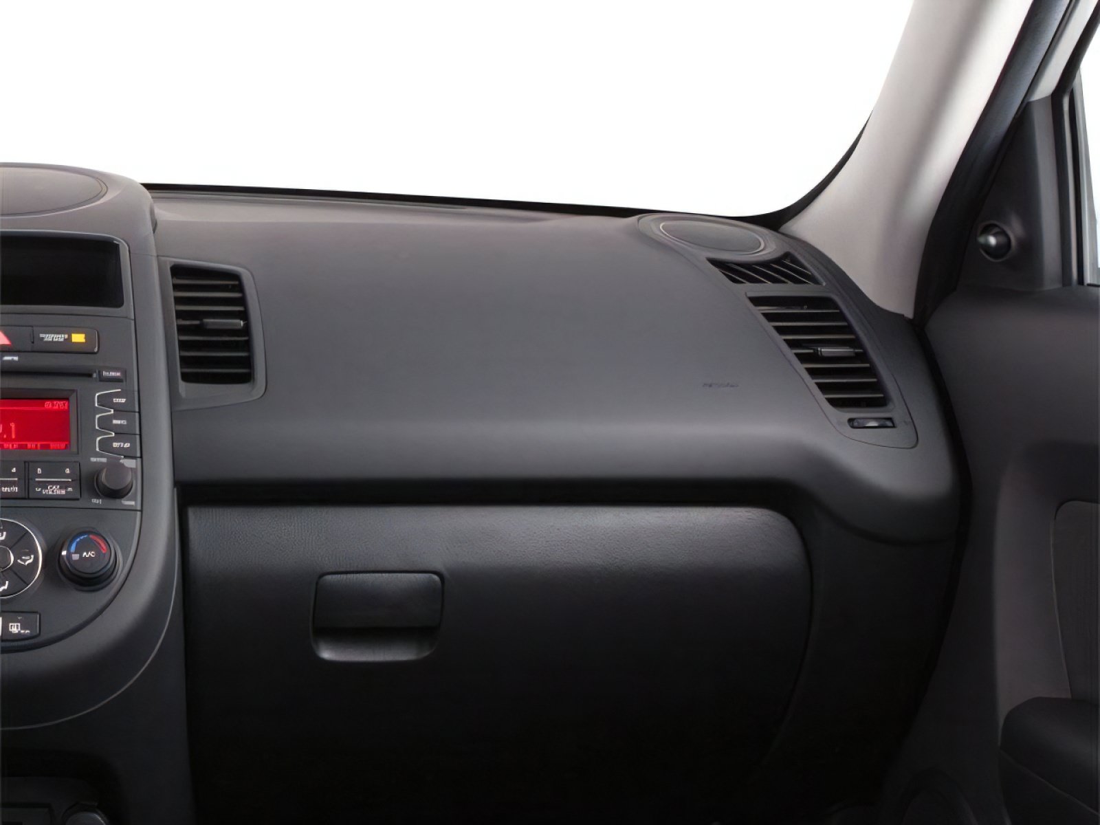Used 2013 Kia Soul + w/ Audio Pkg FWD image 11