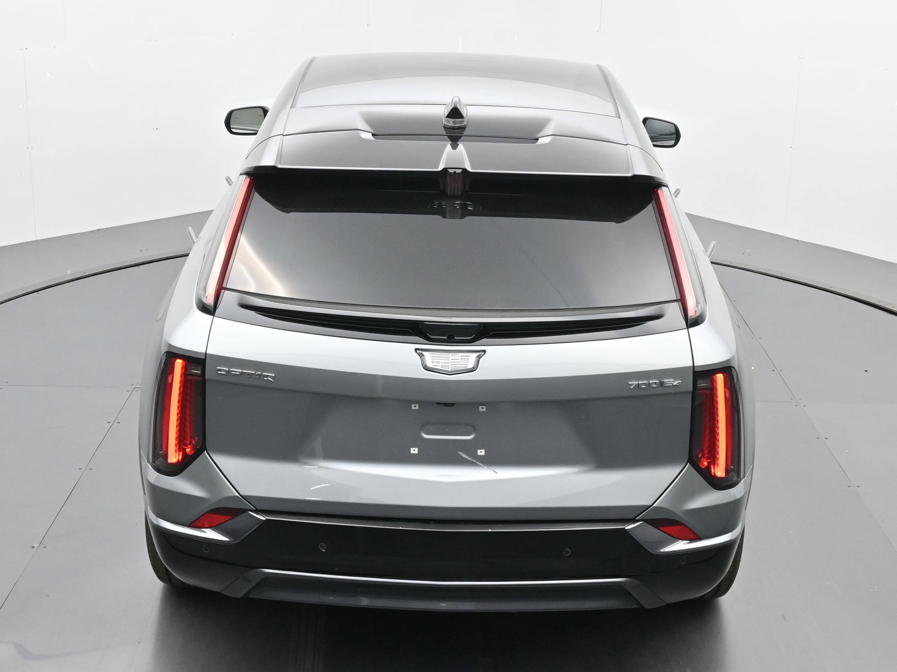 New 2026 Cadillac Optiq Sport 2 w/ LPO, Floor Liner Package AWD/4WD image 26