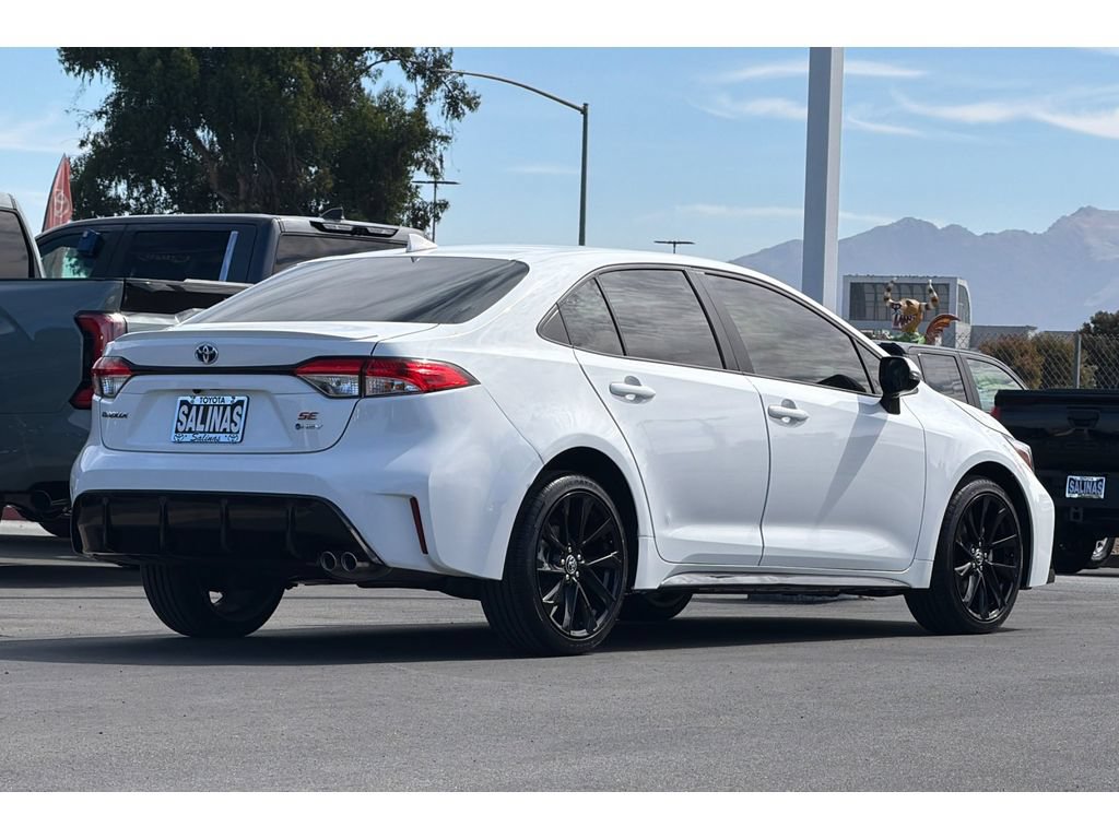 Certified 2025 Toyota Corolla SE w/ SE Premium Package FWD image 4