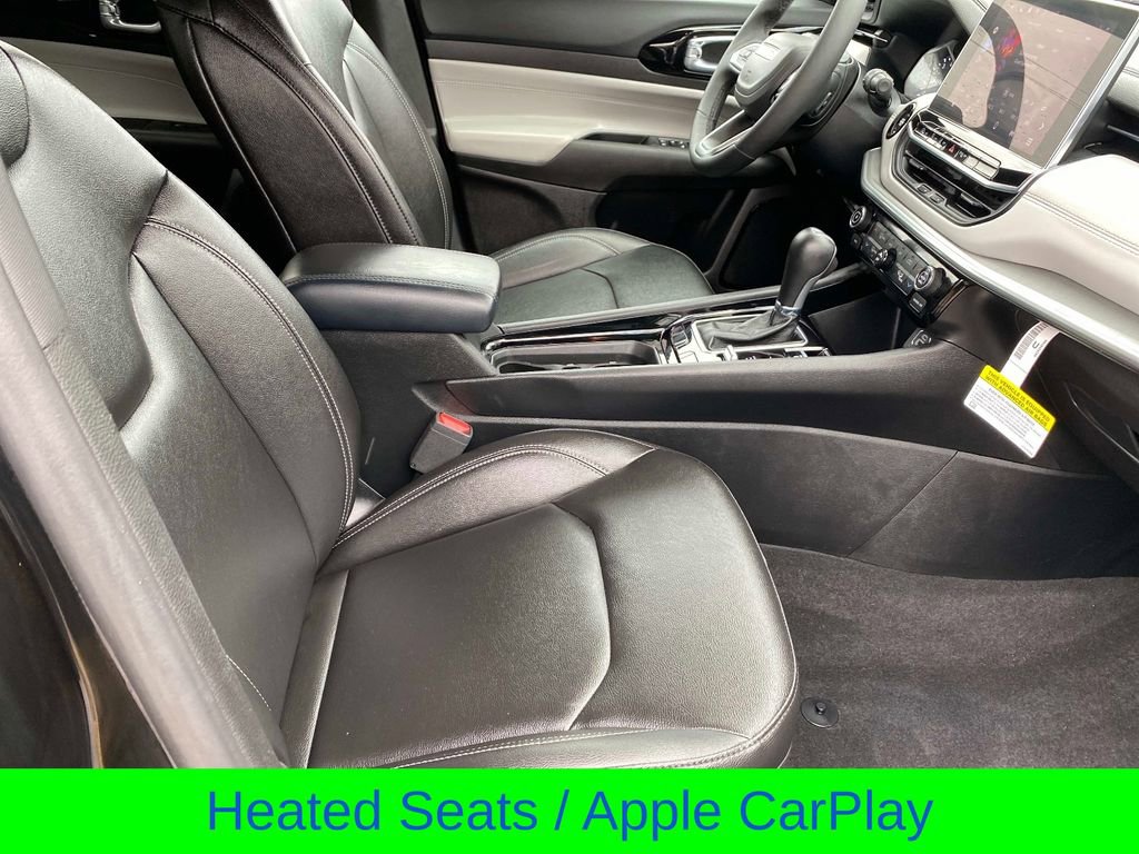 Used 2025 Jeep Compass Limited image 25