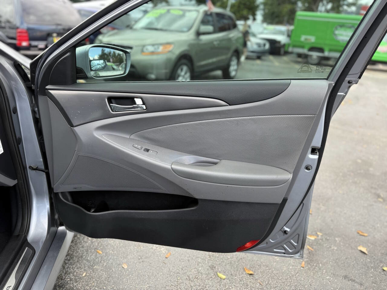 Used 2014 Hyundai Sonata Limited w/ Panoramic Sunroof Package 02 image 19