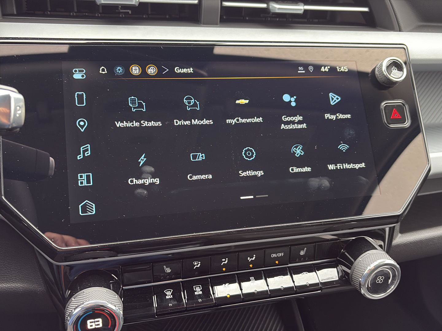 New 2027 Chevrolet Bolt LT w/ Comfort Package image 10