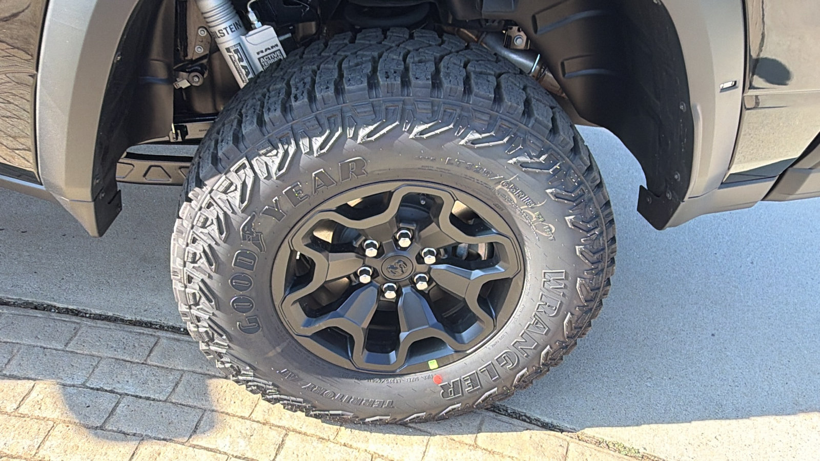 New 2027 RAM 1500 4x4 Crew Cab image 12