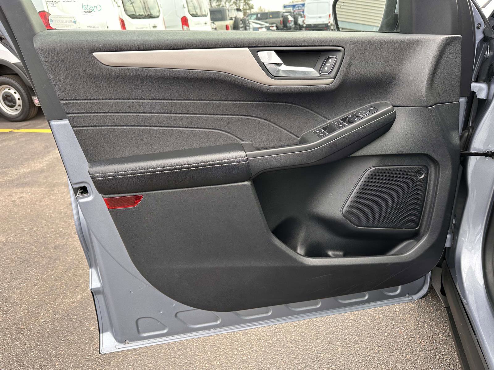 Certified 2022 Ford Escape SEL AWD/4WD image 9