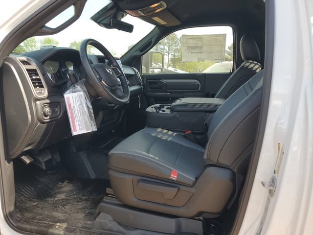 New 2026 RAM 5500 Tradesman w/ Chrome Appearance Group AWD/4WD image 15