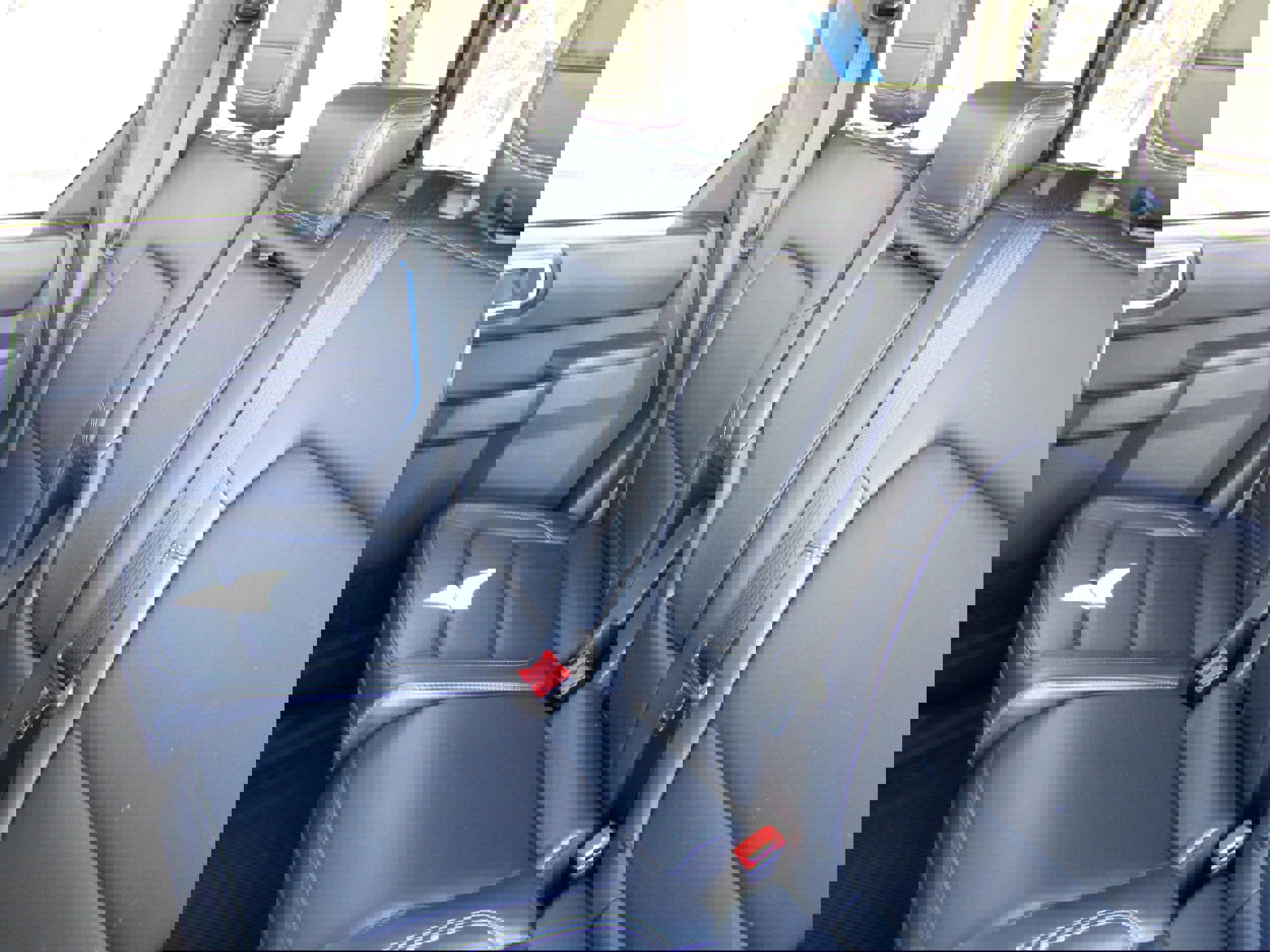 Used 2025 Ford Bronco Badlands image 33