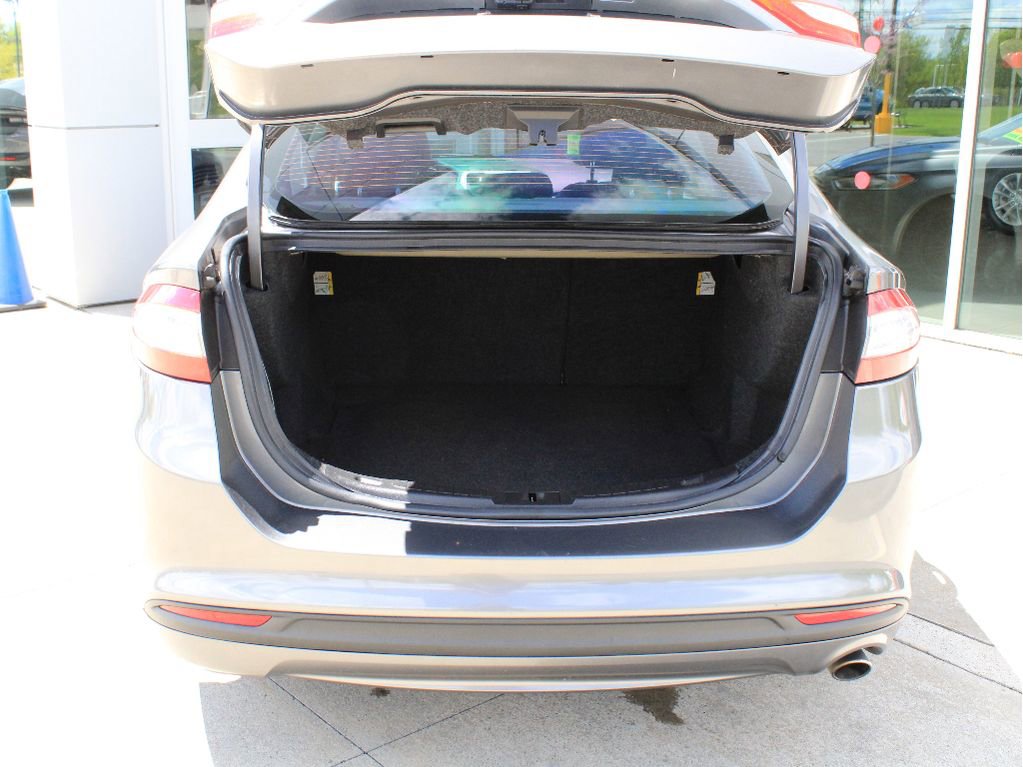 Used 2014 Ford Fusion SE w/ Equipment Group 202A FWD image 35