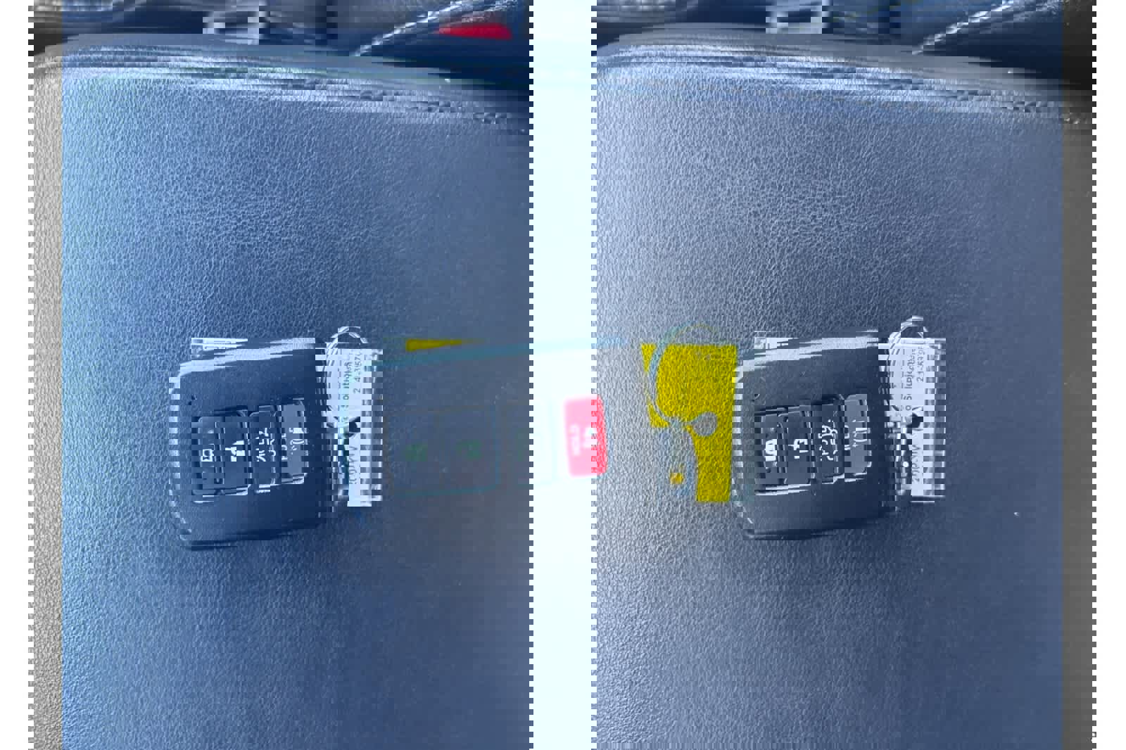 Used 2015 Toyota RAV4 Limited w/ Technology Package image 20