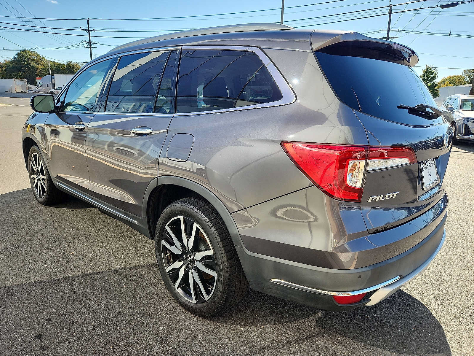 Used 2020 Honda Pilot Elite image 4