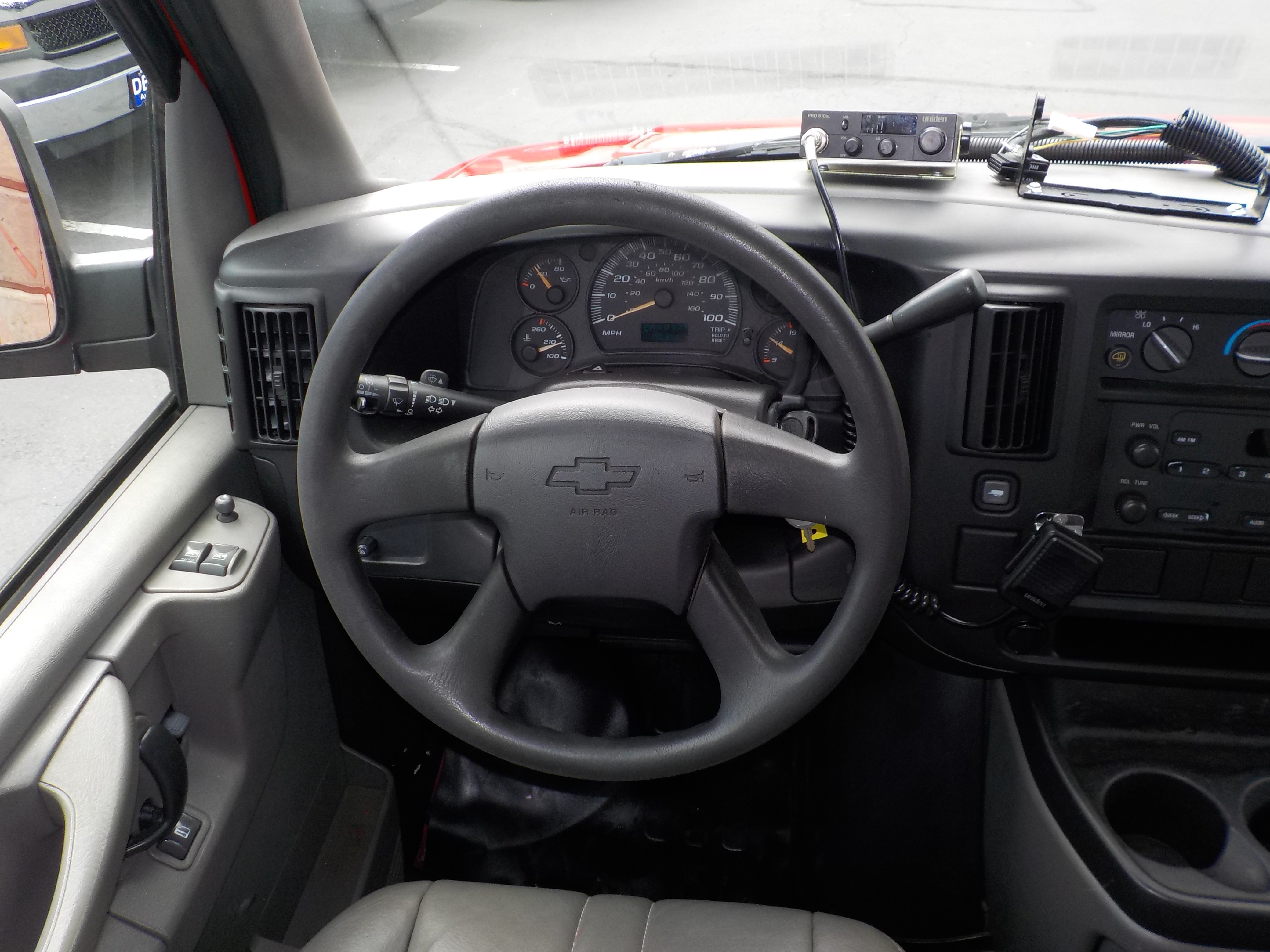 Used 2005 Chevrolet Express 3500 Extended RWD image 22