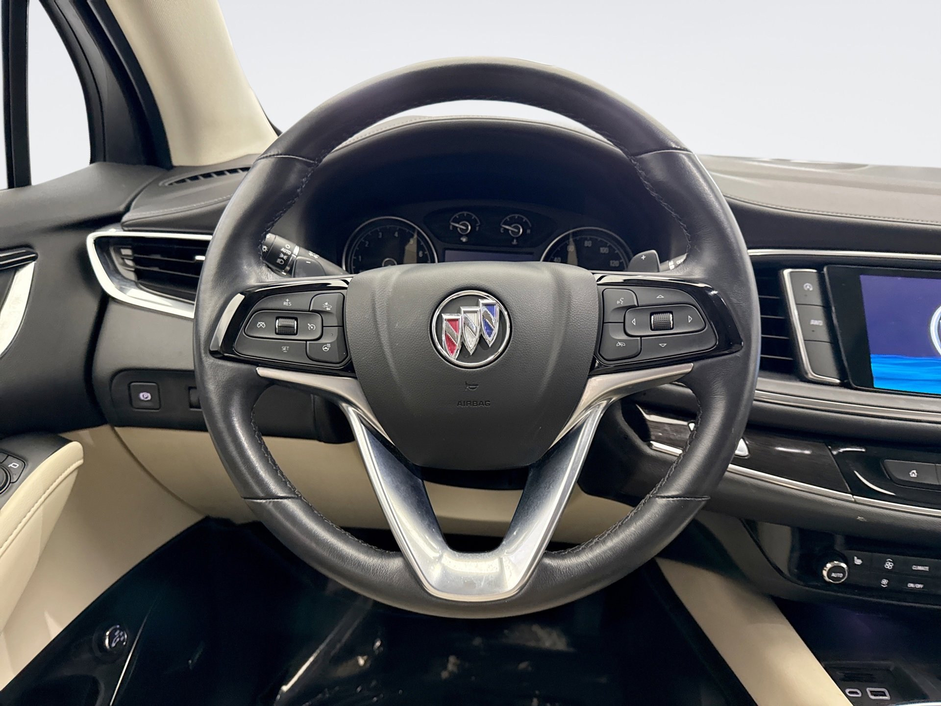 Used 2023 Buick Enclave Essence w/ Experience Buick Package image 12