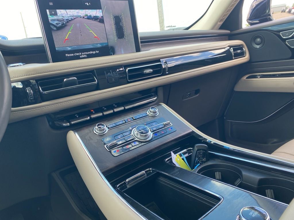 Used 2022 Lincoln Aviator Reserve w/ Elements Package Plus image 49