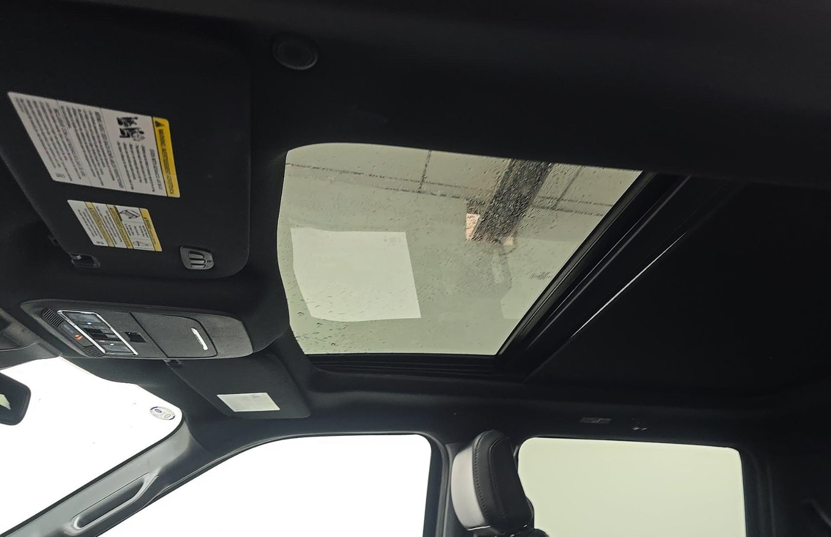Used 2025 Ford F150 Lariat AWD/4WD image 14