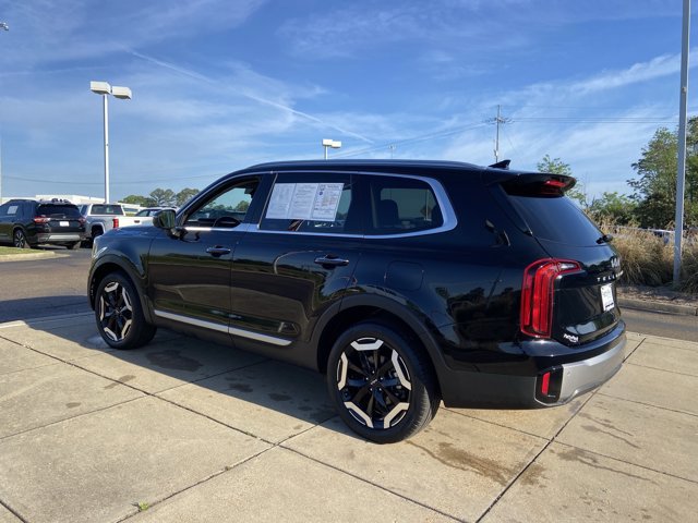 Used 2025 Kia Telluride S image 14