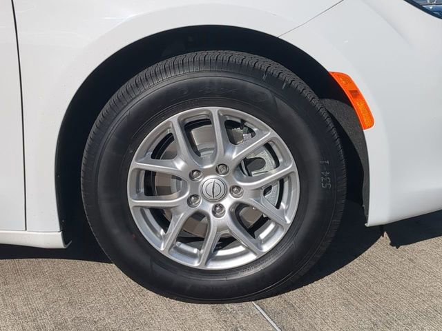 New 2026 Chrysler Voyager LX image 11