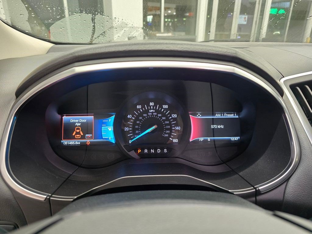 Used 2018 Ford Edge Titanium w/ Equipment Group 302A AWD/4WD image 21