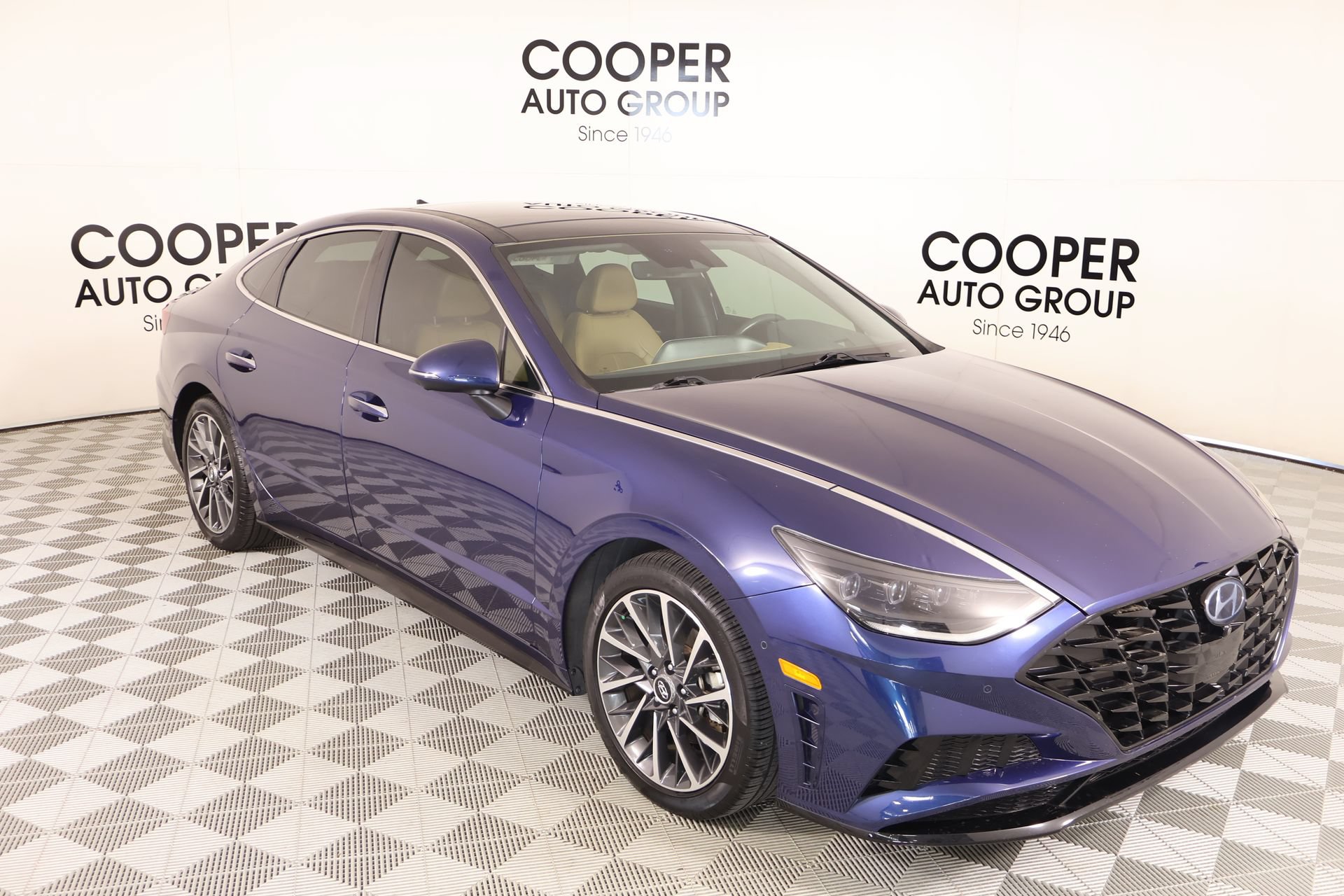 Used 2020 Hyundai Sonata Limited w/ Preferred Accessory Package