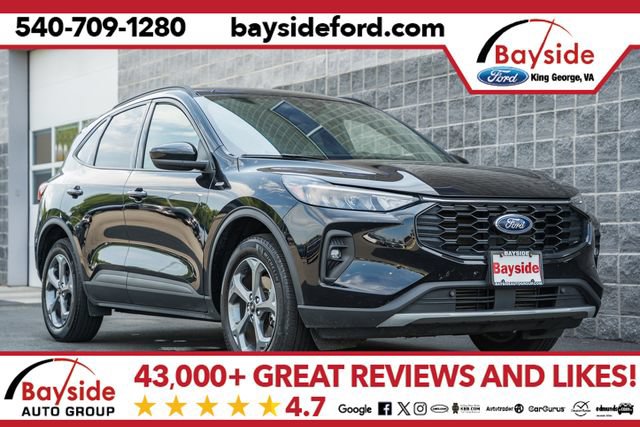 Used 2025 Ford Escape ST-Line Select AWD/4WD image 1
