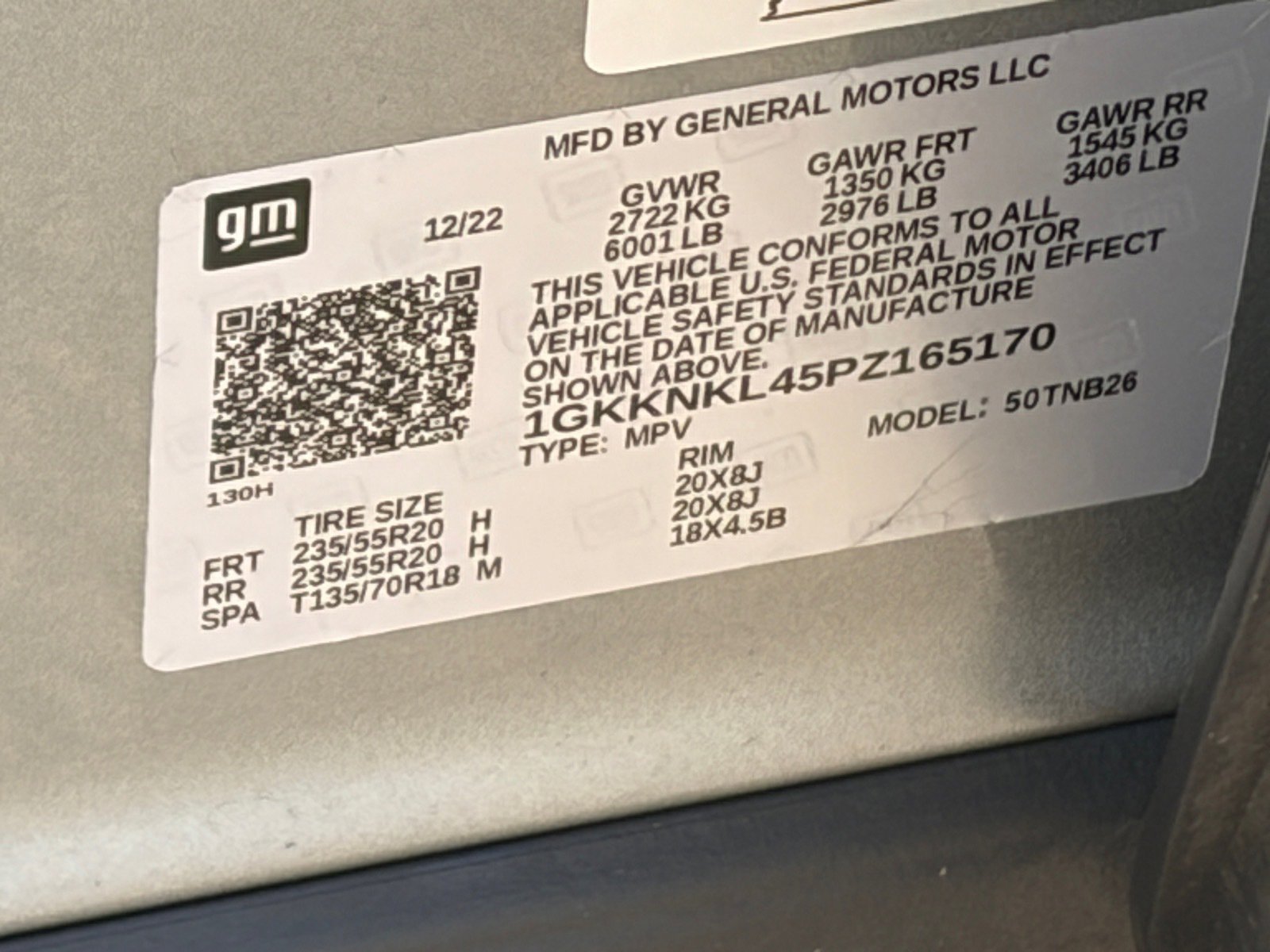 Used 2023 GMC Acadia SLE w/ Driver Convenience Package FWD image 34