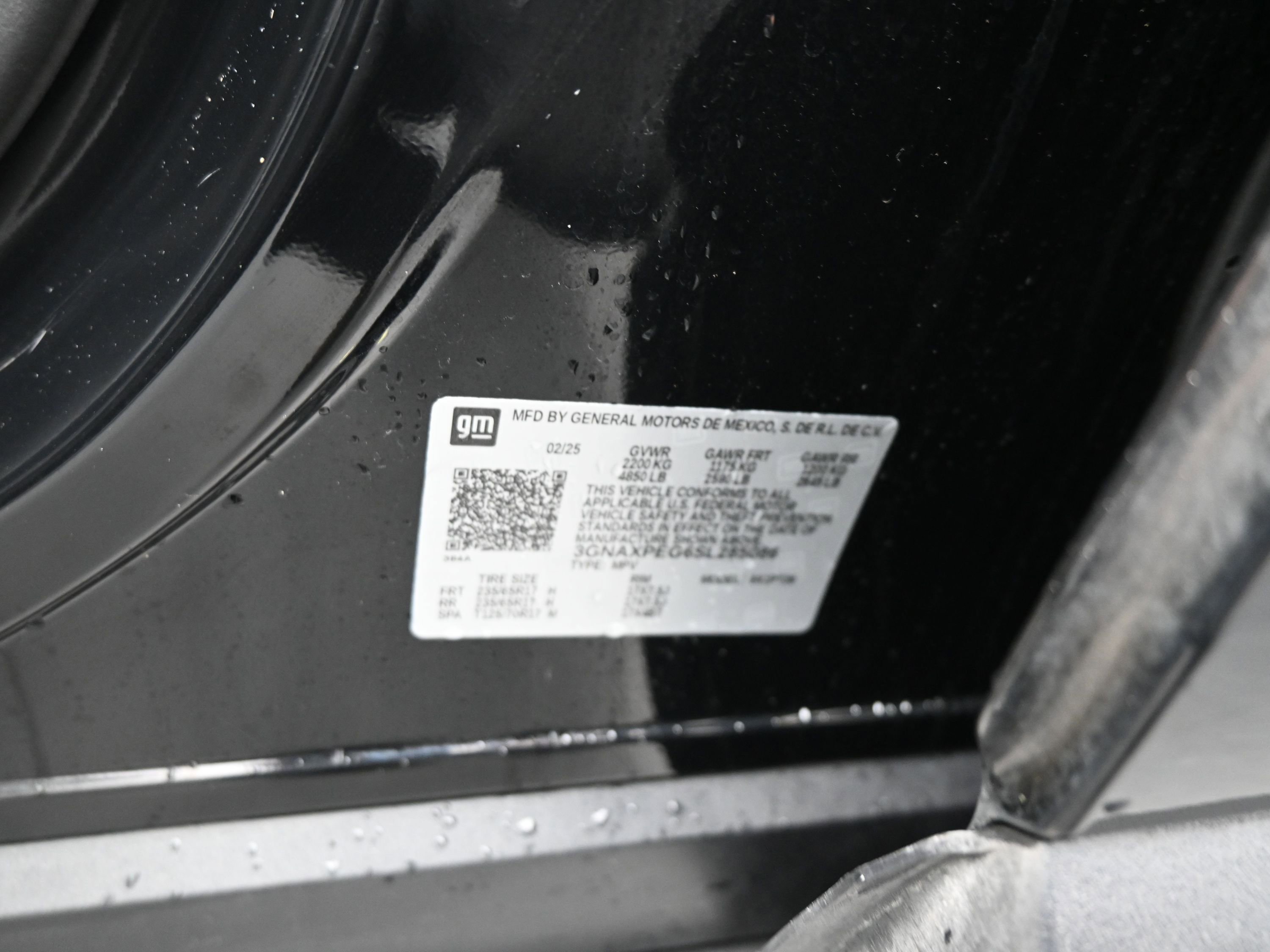 Used 2025 Chevrolet Equinox LT image 12