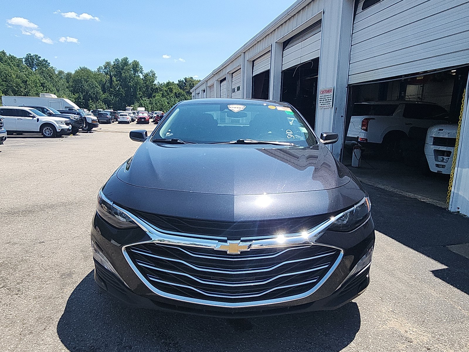Used 2023 Chevrolet Malibu LT w/ LPO, Floor Liner Package FWD image 8