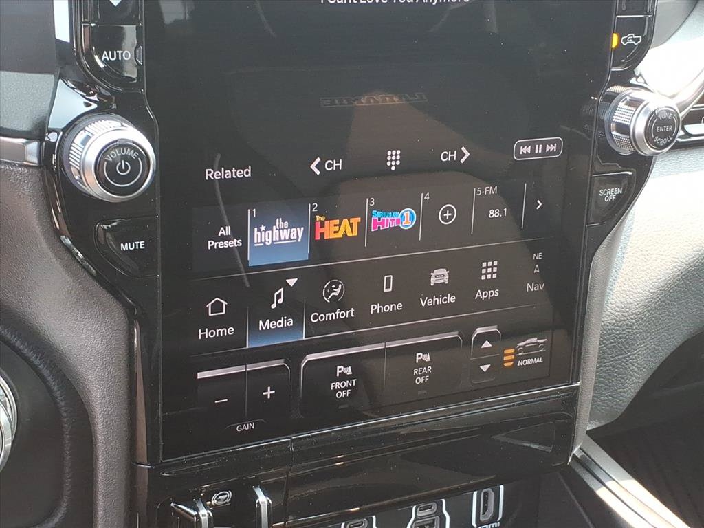 New 2026 RAM 1500 Laramie AWD/4WD image 31