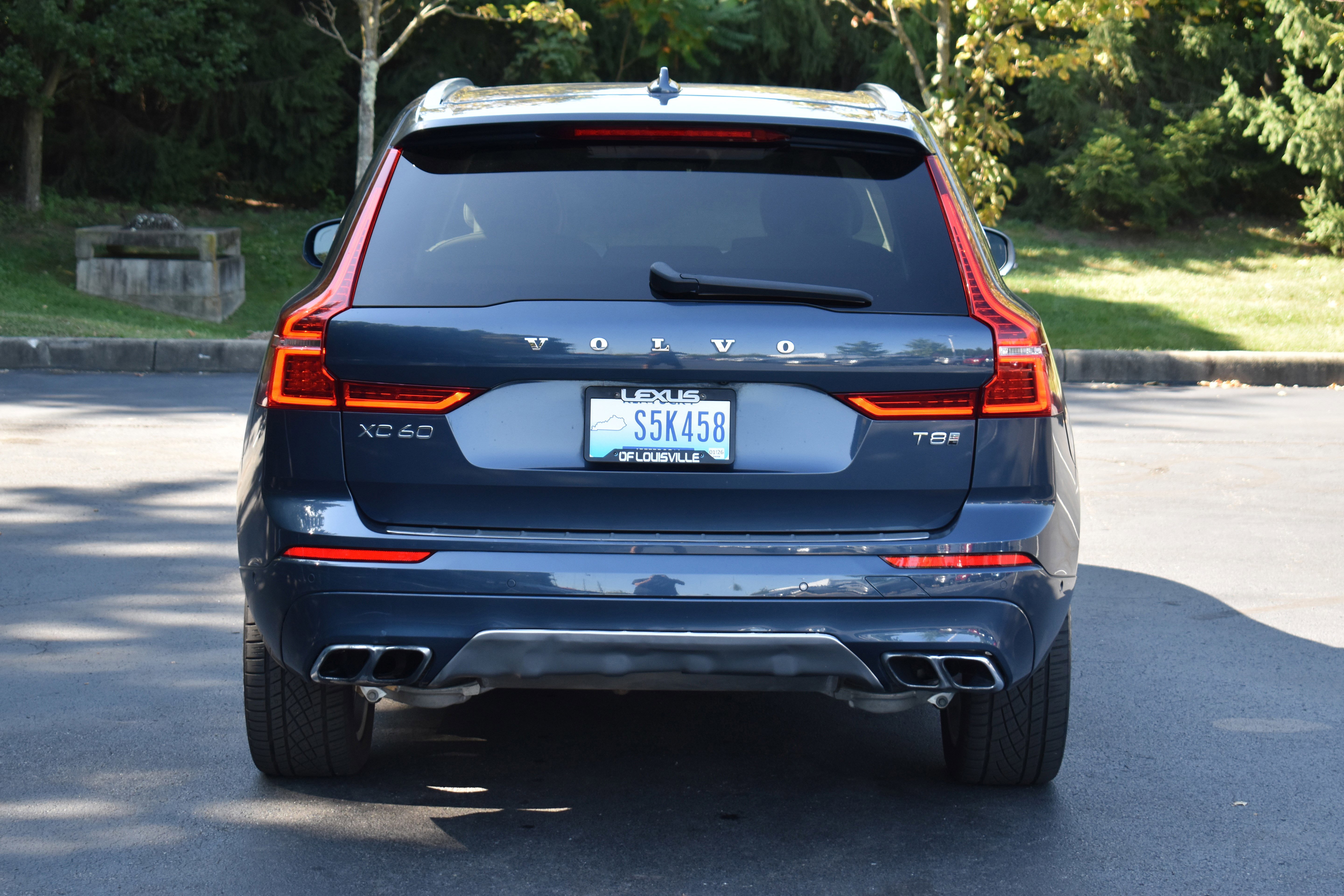 Used 2019 Volvo XC60 T8 Momentum w/ Advanced Package image 33