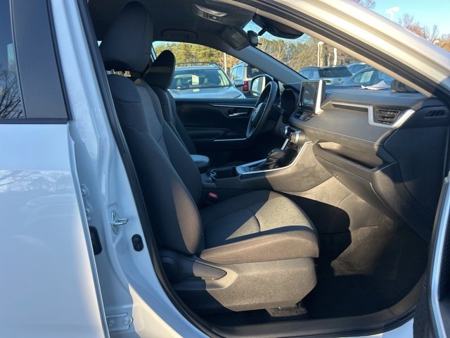 Used 2024 Toyota RAV4 XLE image 17