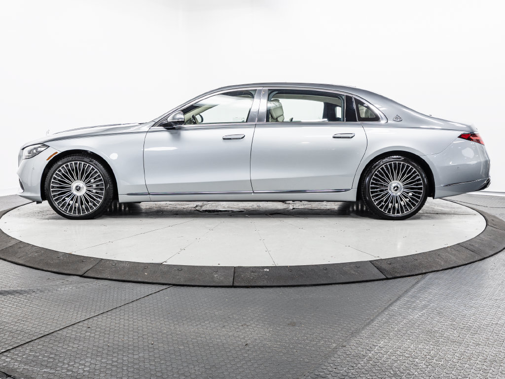 Used 2024 Mercedes-Benz Maybach S 580 4MATIC image 4