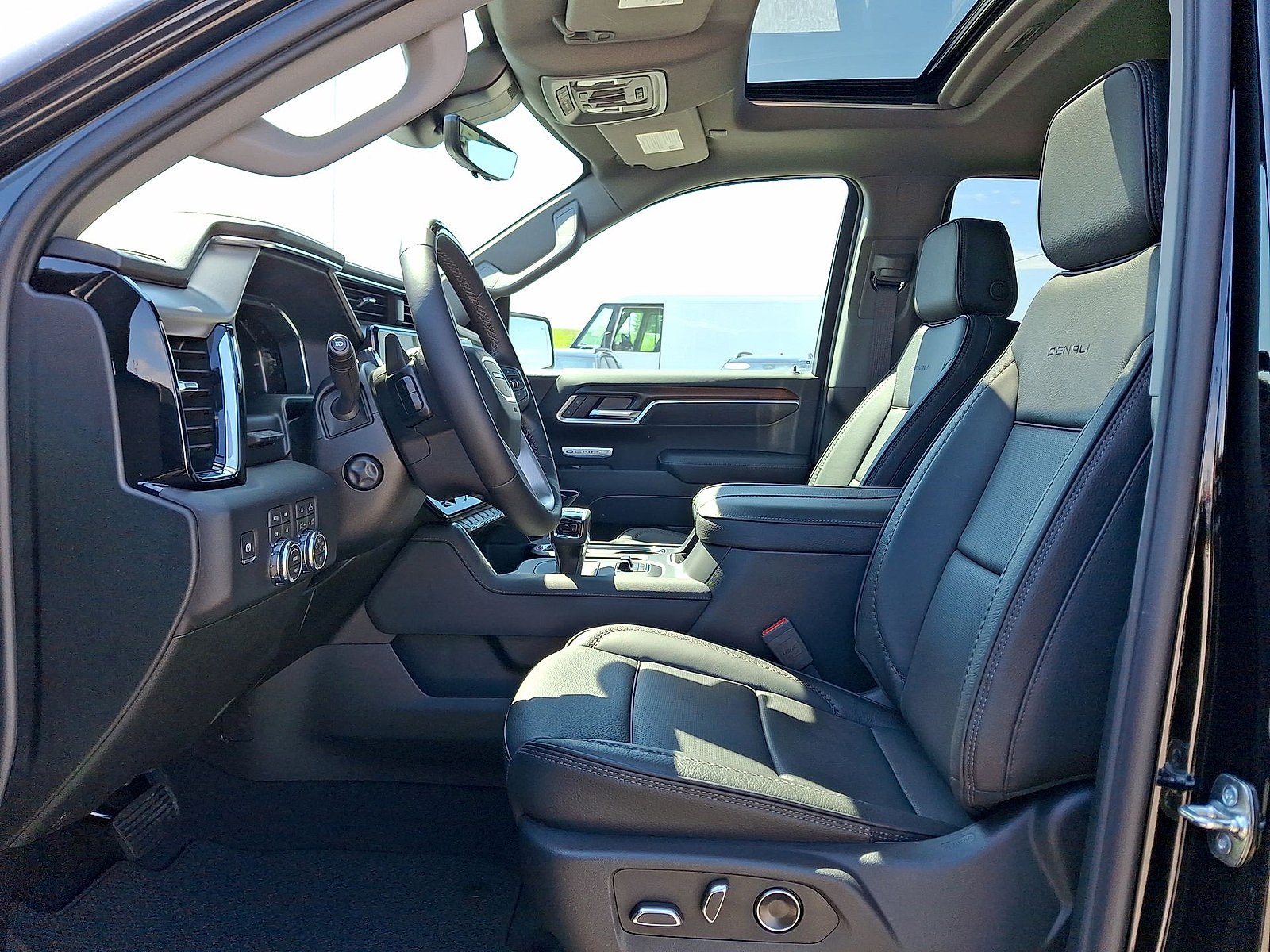 New 2026 GMC Sierra 1500 Denali AWD/4WD image 14
