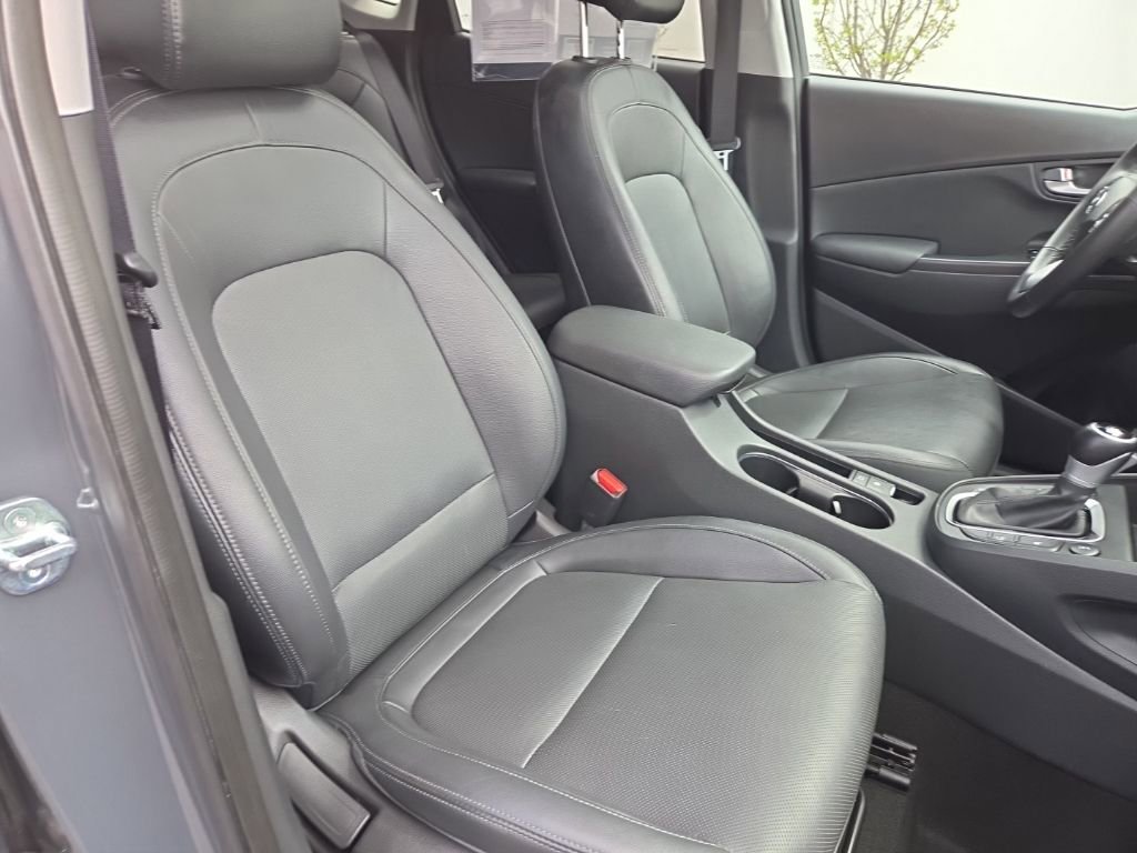 Used 2023 Hyundai Kona Limited w/ Cargo Package AWD/4WD image 24