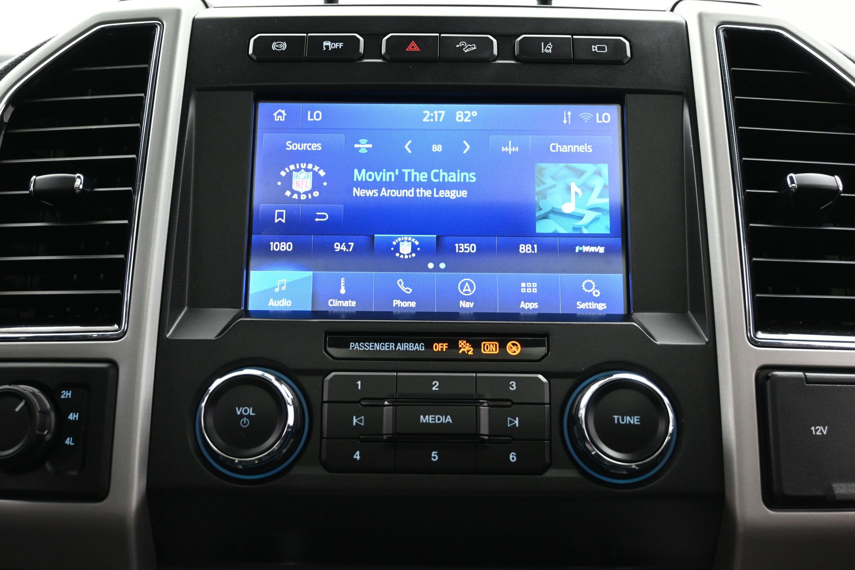 Used 2021 Ford F250 Lariat AWD/4WD image 34