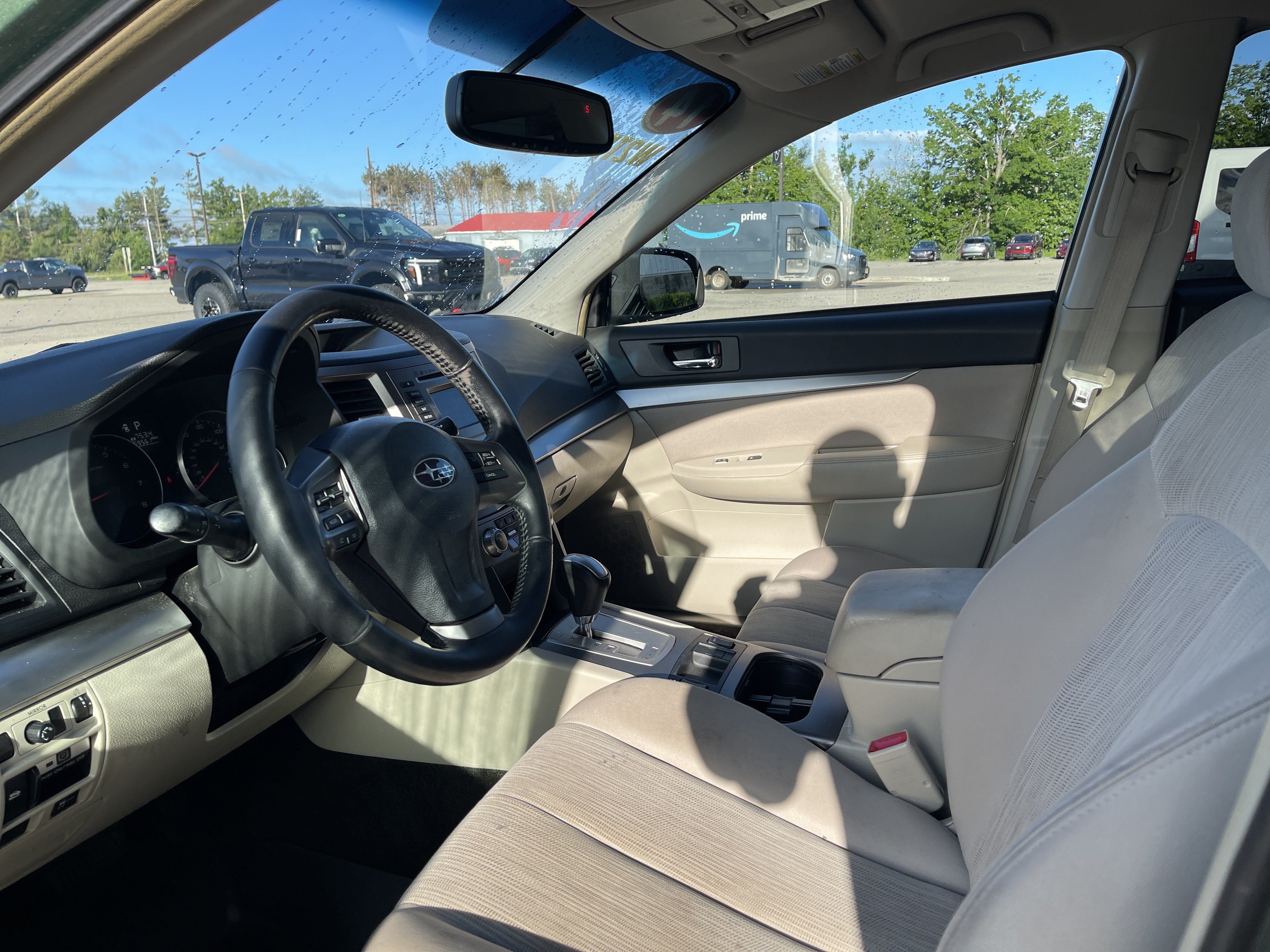 Used 2014 Subaru Outback 2.5i Premium w/ Accessory Value Package (OYW) AWD/4WD image 12