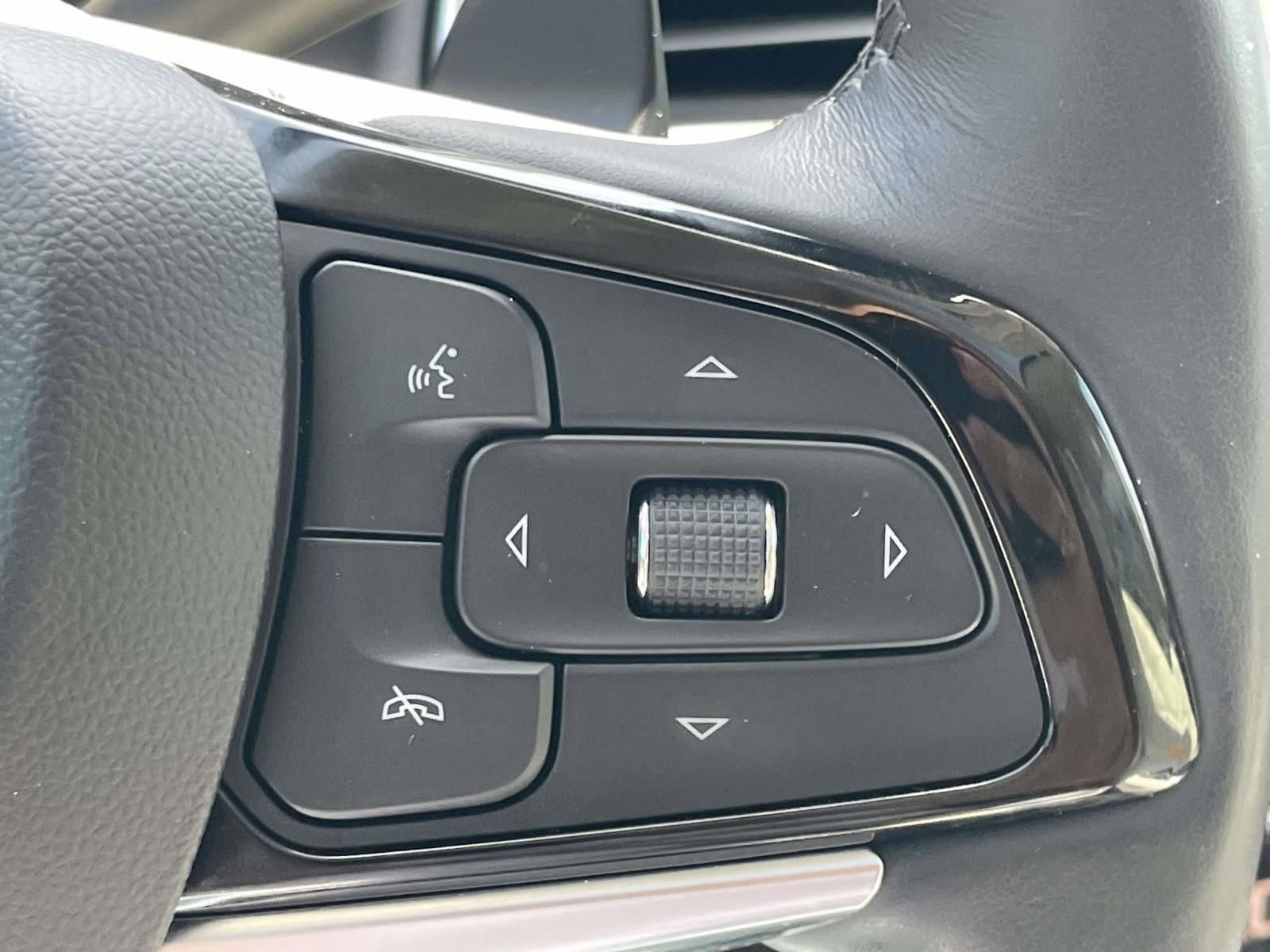 Used 2024 Buick Enclave Avenir w/ Avenir Technology Package FWD image 29
