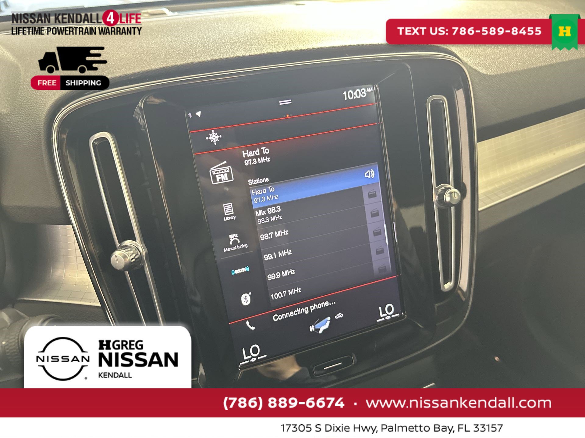 Used 2021 Volvo XC40 T4 Momentum w/ Protection Package Premier image 20