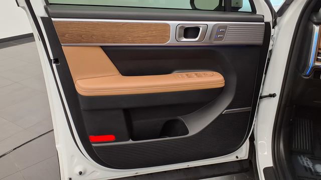 Used 2024 Hyundai Santa Fe Limited image 16