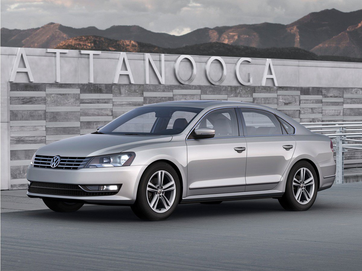 Used 2014 Volkswagen Passat 1.8T SE FWD image 1