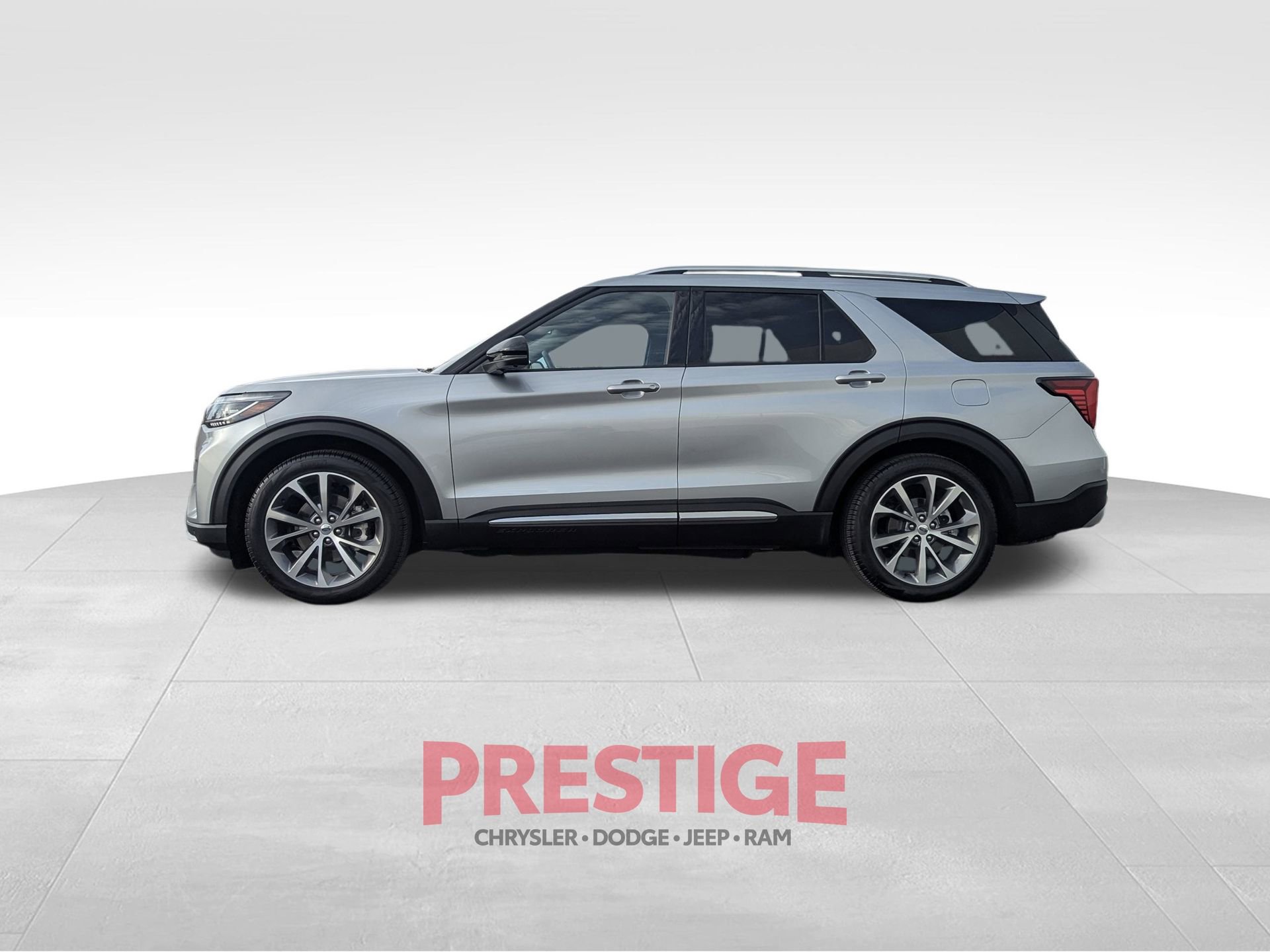 Used 2025 Ford Explorer Platinum w/ Ultimate Package image 12