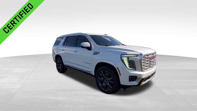 Used 2025 GMC Yukon Denali w/ Sun & Power Step Package image 3