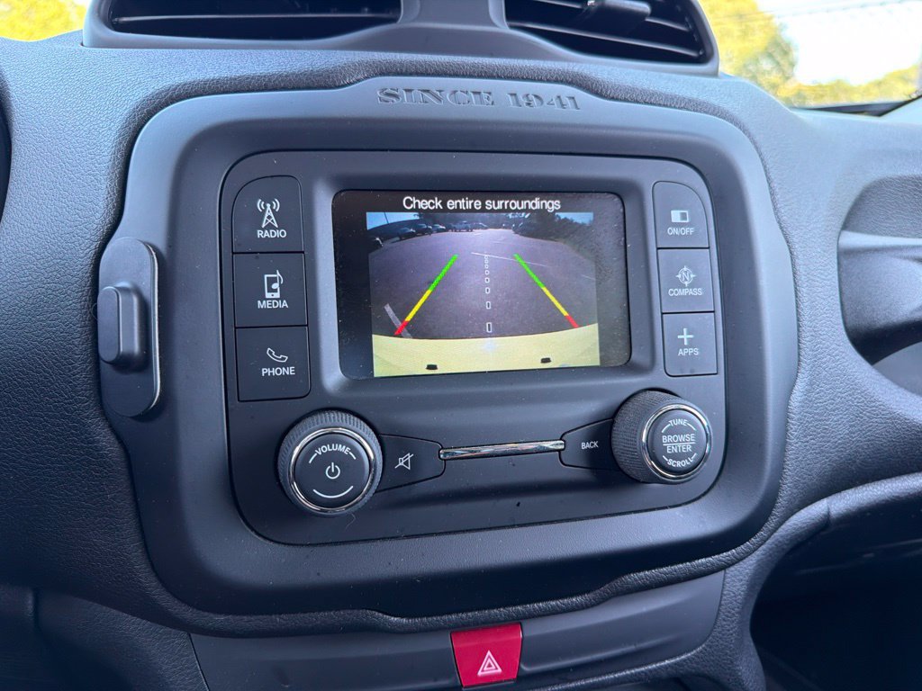 Used 2017 Jeep Renegade Sport w/ Power & Air Group FWD image 11